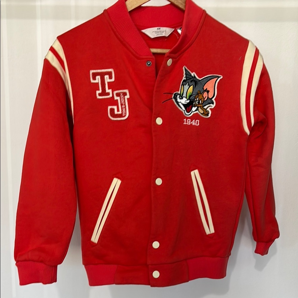 H&M Red and White Sweater Tom & Jerry cartoon boy/girl colorfully fun Disney